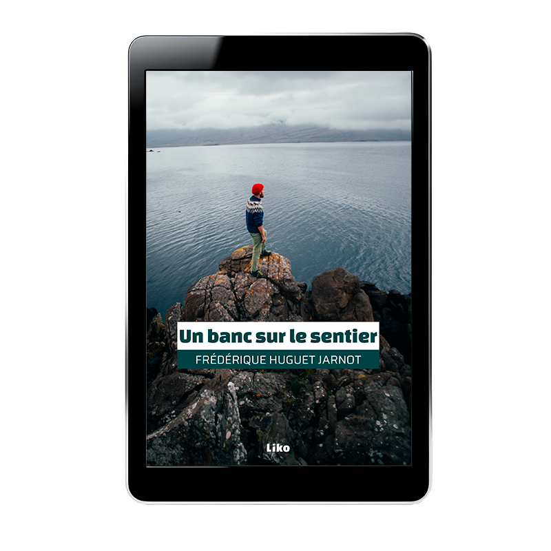 Nouvelle offerte Un banc sur le sentier